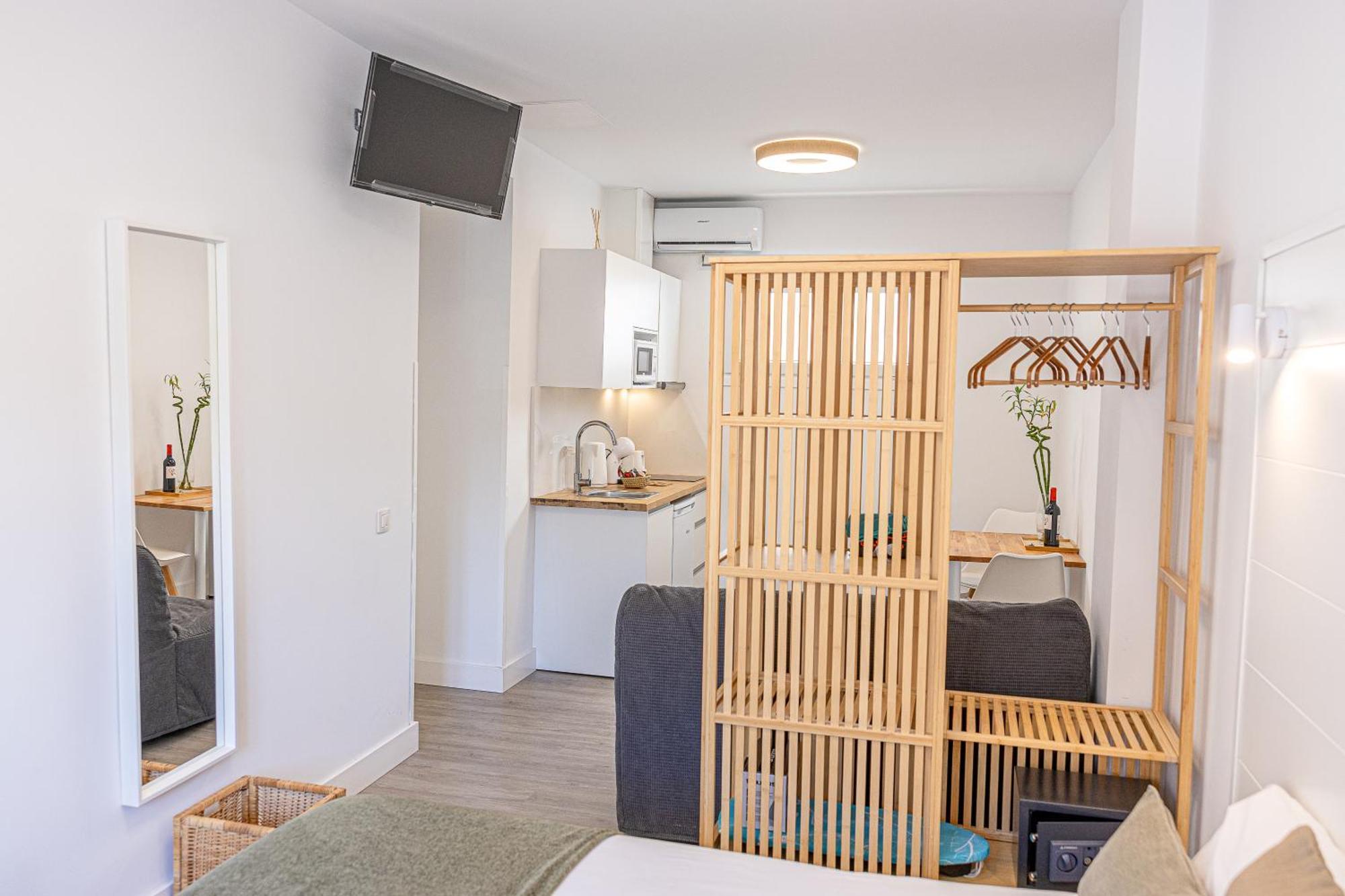 Bambu Suites Vegueta Alquiler Por Habitacion Las Palmas de Gran Canaria Eksteriør billede